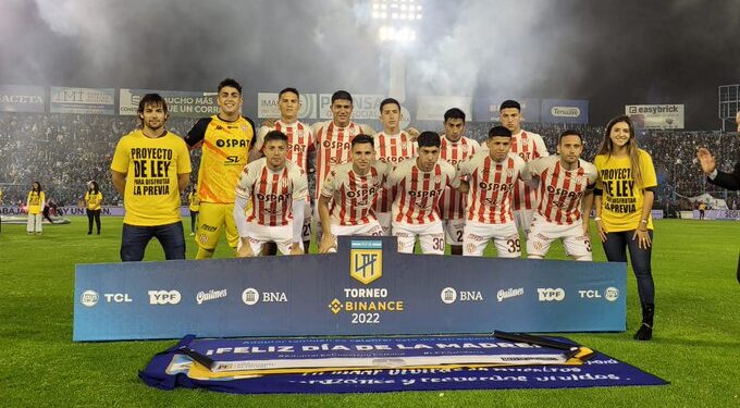 Unión empató con Atlético Tucumán en el Jardín de la República