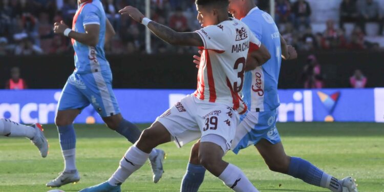 Unión venció a Arsenal en el 15 de abril