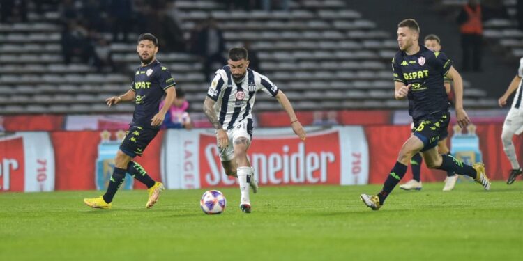 Unión empató con Talleres en el pendiente de la 11ma fecha de la LPF