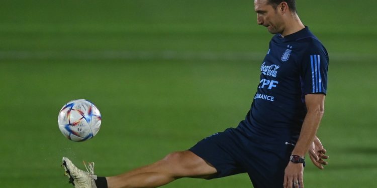 Scaloni: «Somos un grupo de jugadores que va a dejar todo para que nos vaya bien»