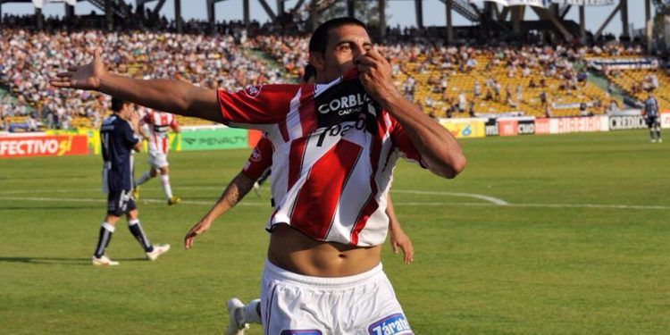 «Sería bárbaro que Wanchope juegue en Instituto»