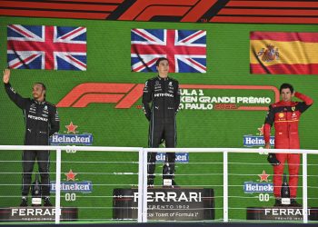 Russell festejó en Brasil y ganó su primera carrera de F1