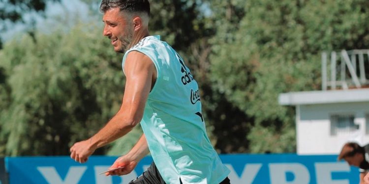 Guido Rodríguez estuvo ausente en la practica de la Selección Argentina