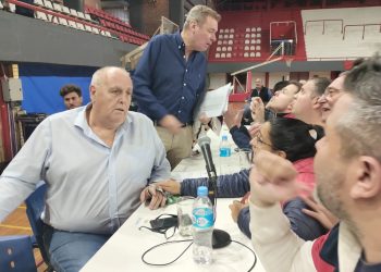 Spahn se fue entre insultos, «comparaciones» y la exigencia de un socio: «Tenes que invertir…»