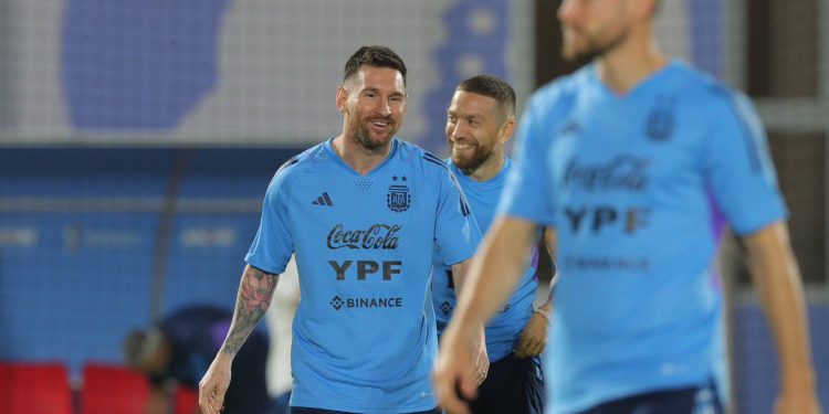 El mensaje del PSG para Messi a horas del debut en la Copa del Mundo