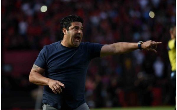 Saralegui habló del Pulga y de un eventual cruce ante Unión en la pretemporada