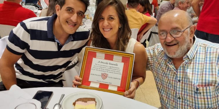 La Agrupación Tate Campeón celebró un nuevo aniversario con una reunión de socios