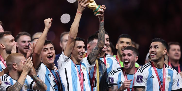 Una noticia que se grita como un gol: Di María va a seguir jugando en la Selección