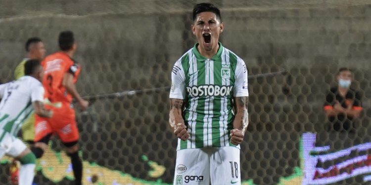 Emanuel Olivera, entre Atlético Nacional, Independiente de Medellín y Banfield