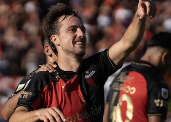 Colón despidió en sus redes sociales a Christian Bernardi