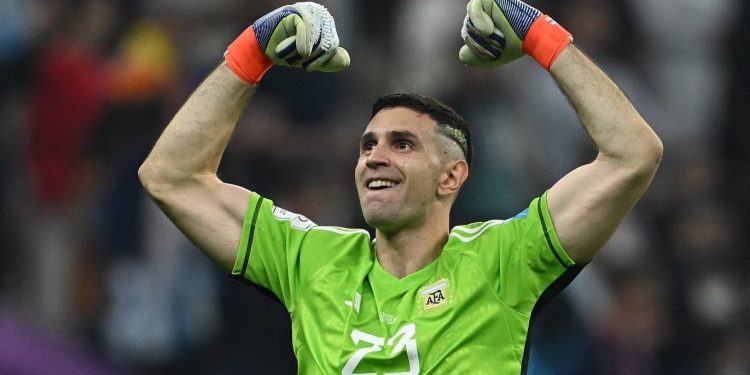 La arenga motivadora del Dibu Martínez en el entretiempo del partido ante Croacia