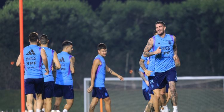 Argentina comienza a perfilarse para medirse ante Francia en la final del Mundial