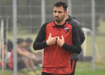 Lanús vendría a la carga por Juan Sánchez Miño