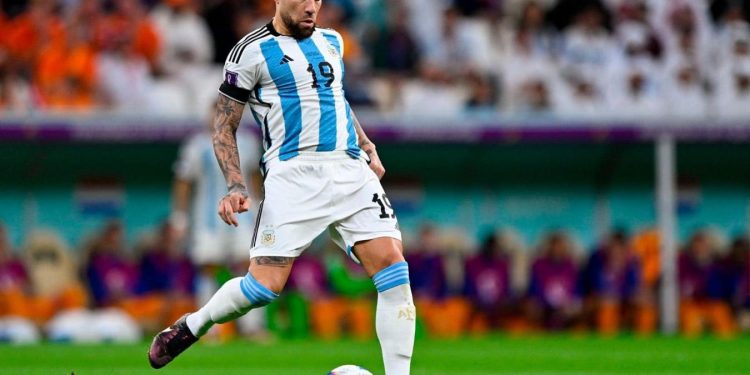 El importante récord que obtendrá Nicolas Otamendi en la final