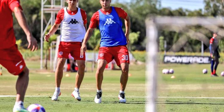 Unión disputó los primeros minutos de fútbol en Casasol