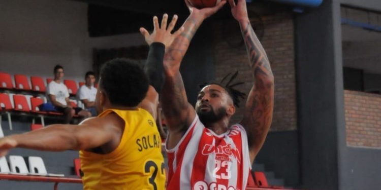 Unión logró una gran victoria ante Obras en la Liga Nacional