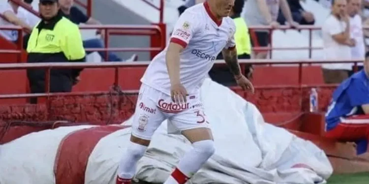 Intercambio de ex defensores de Colón en Huracán: uno llega, otro se va