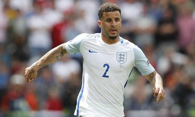 Kyle Walker se refirió a la marca sobre Mbappé en el duelo por los cuartos de final del Mundial