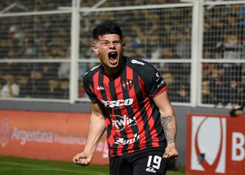 Colón y Atlético Tucumán vuelven a competir por un mismo jugador