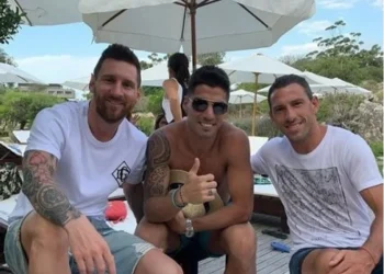 Un amigo es una luz: Messi y Suárez pasarán la navidad juntos en Rosario