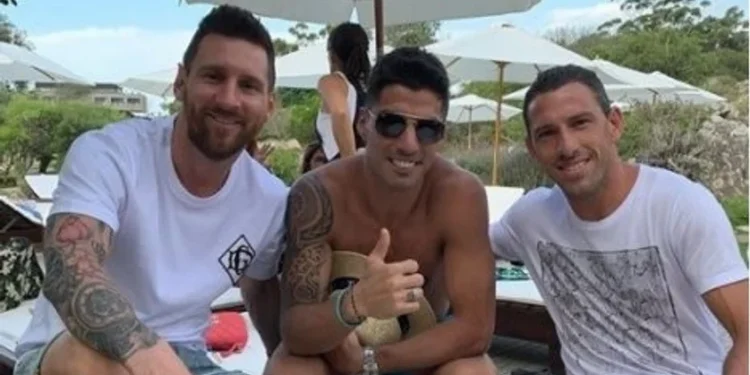 Un amigo es una luz: Messi y Suárez pasarán la navidad juntos en Rosario
