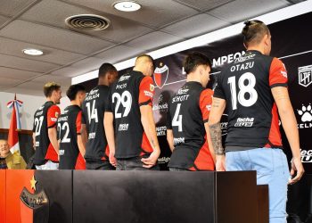 «Estoy buscando nuevos horizontes porque mi experiencia en Colón no fue como esperaba»