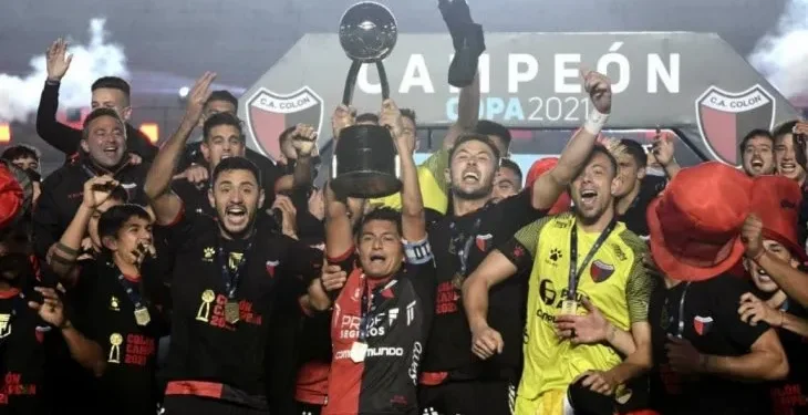 Otro campeón con un pie fuera de Colón y con nuevo club