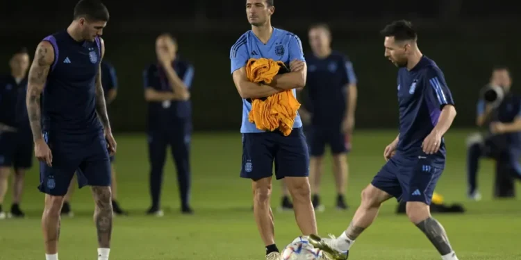 Scaloni diagrama el equipo para enfrentar mañana a Croacia