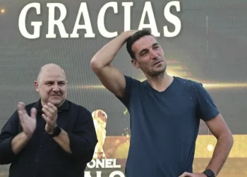 Scaloni volvió a su tierra con la Copa del Mundo