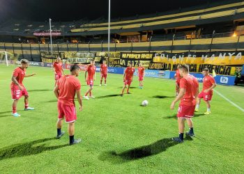 Unión se mide ante Peñarol buscando su primera victoria en la Serie Río de La Plata