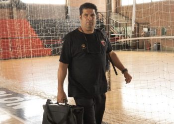 Saralegui tras la derrota en el debut de la LPF: «Queremos potenciar el equipo y jugar como el segundo tiempo»