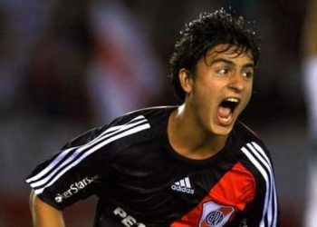 ¿Un ex River en el radar de Colón para completar el plantel?