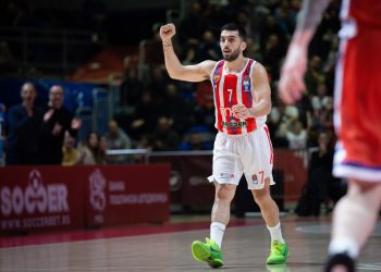 Pese a no poder jugar, Campazzo continuará en Estrella Roja