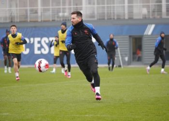 Messi no jugará este lunes por la Copa de Francia