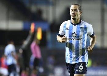 Unión define la llegada del defensor Lucas Orbán