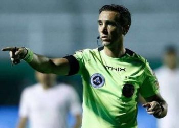 Pablo Dóvalo impartirá justicia en el debut de Colón ante Lanús en la LPF