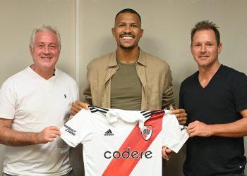 River presentó a Salomón Rondón