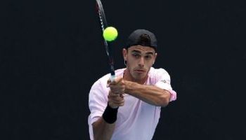 Tres triunfos y dos derrotas: el saldo del primer día del Australian Open para los argentinos