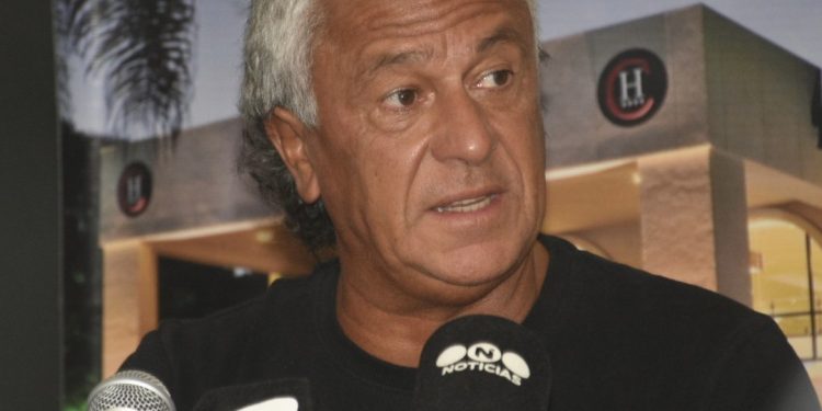 El récord que alcanzó Gorosito al convertirse en entrenador de Colón