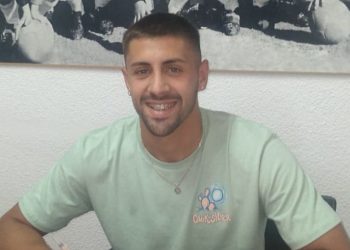 Laborié firmó su primer contrato con Colón y jugará a préstamo en Deportivo Madryn
