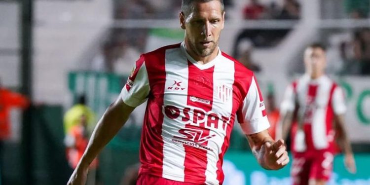 «Me gusta ganar la plata trabajando»: la particular cláusula que tiene el contrato de Aued en Unión