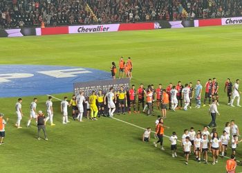 Delgado y Vega, complicados para el clásico ante Unión