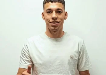 Colón le dio la bienvenida a Carlos Arrúa