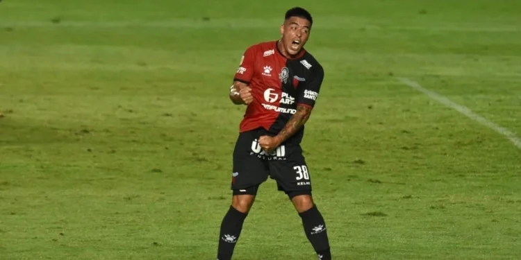 Desde el miércoles, Brian Fernández se suma al primer equipo de Colón