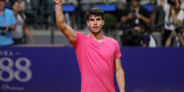 Carlos Alcaraz debutó en el Argentina Open
