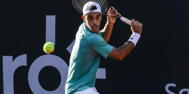 Francisco Cerúndolo avanzó a la siguiente ronda del ATP 500 de Rio de Janeiro