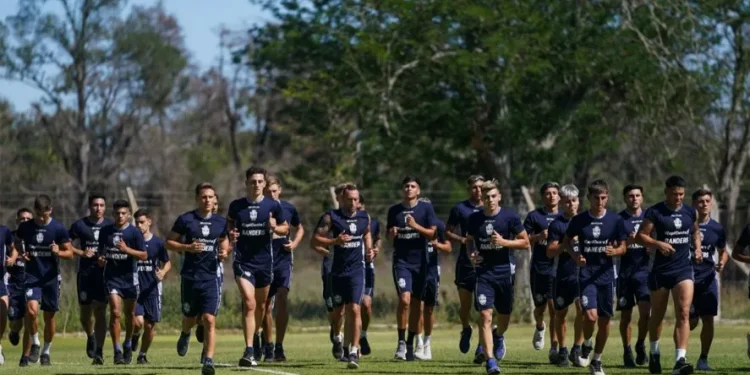 Gimnasia ya piensa en recibir al Colón de Pipo