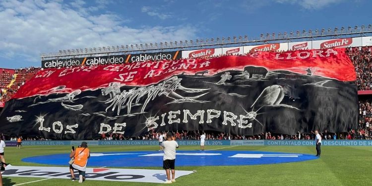36 grados y sin agua en el estadio: ¿Qué pasó?