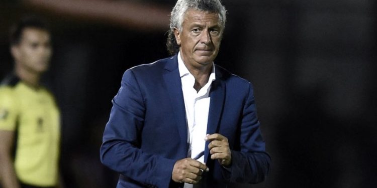 ¿Cuándo dirige Pipo la primera práctica en Colón?