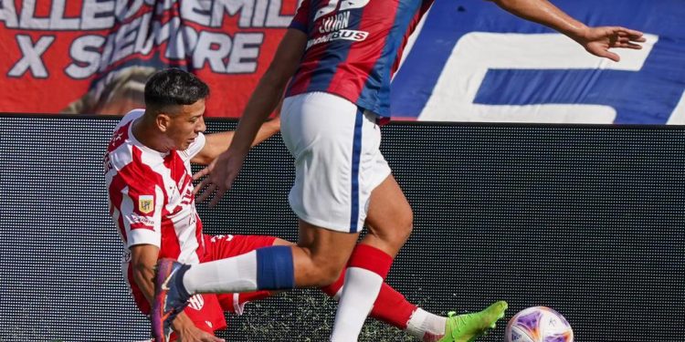 Unión cayó ante San Lorenzo y su presente es muy preocupante